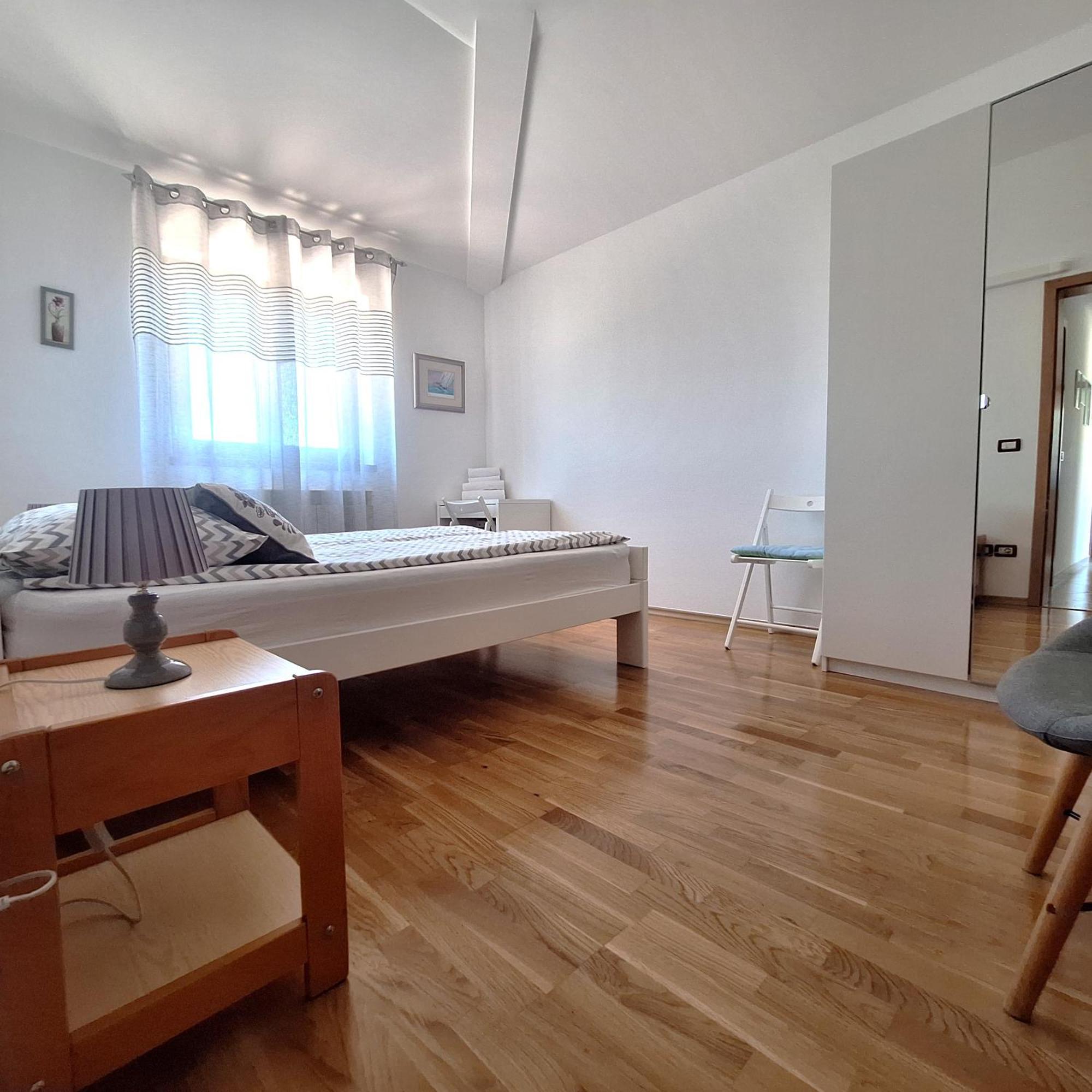 Apartment Mita โกรชน์ยัน ภายนอก รูปภาพ